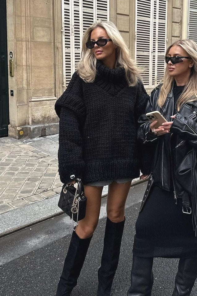 Classic Vintage Sweater with a Flattering Fit