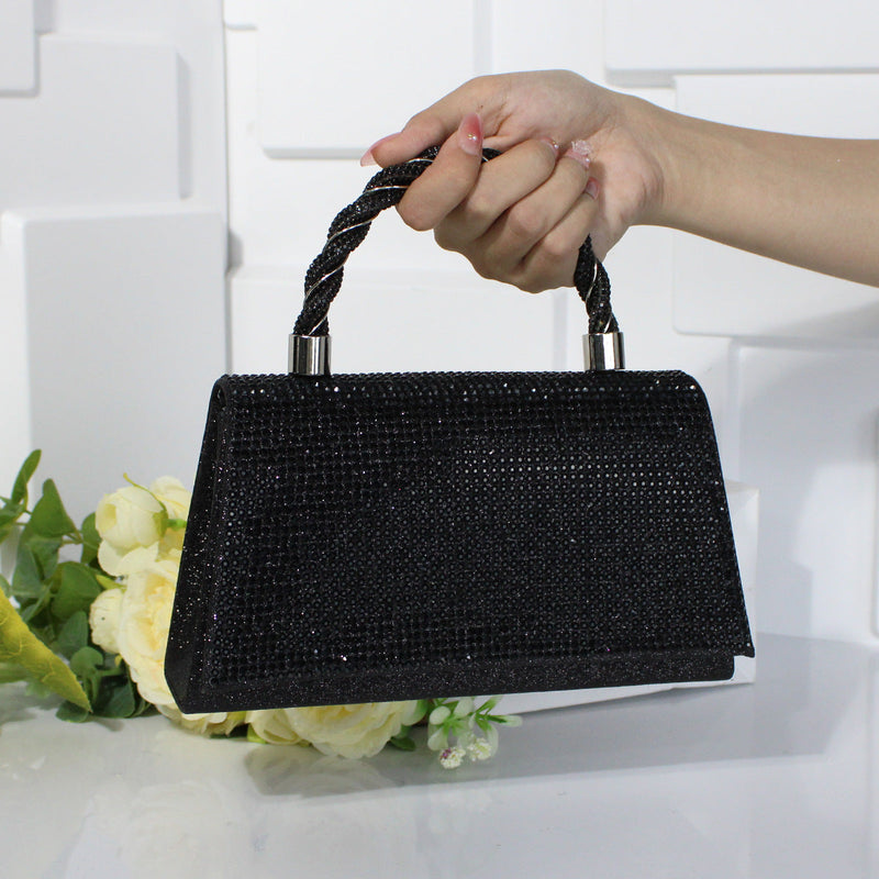 Beautifully Finished Bag in a Timeless Design