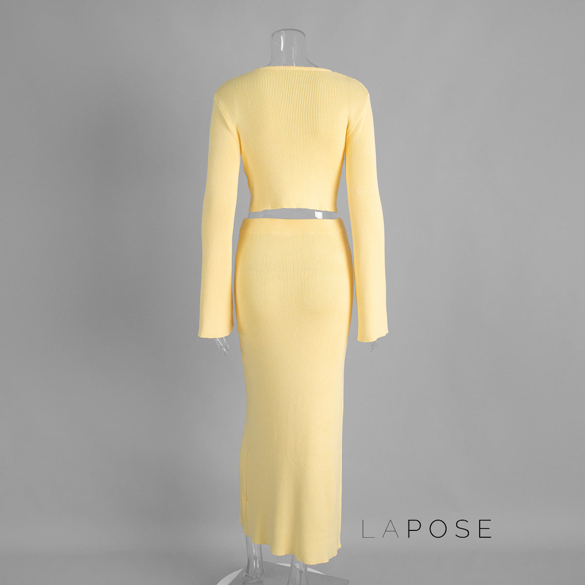 Effortlessly Elegant Garment with a Timeless Design