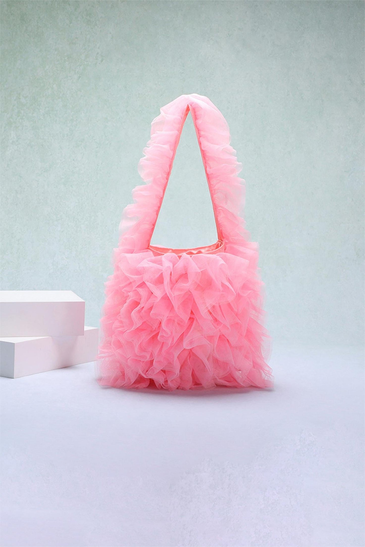 Polished Bag with an Effortless Classic Look