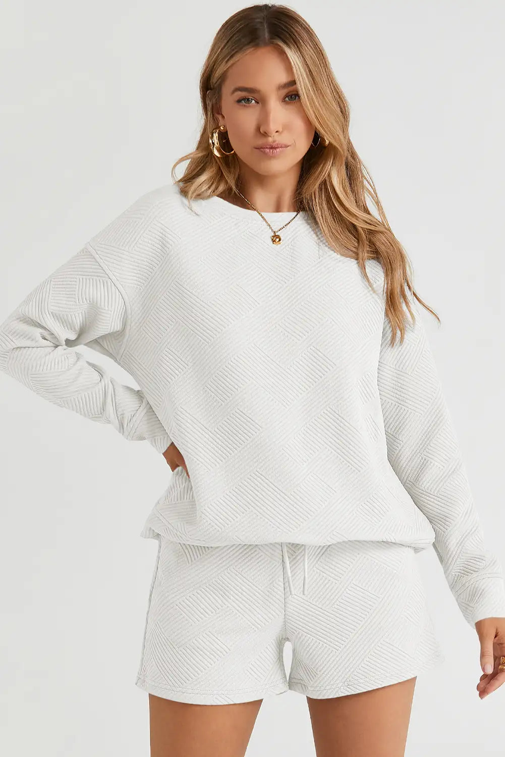 Well Tailored Garment with a Graceful Silhouette