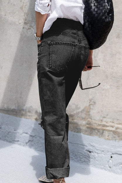 Effortlessly Elegant Garment with a Timeless Design