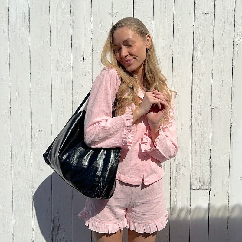 Effortlessly Elegant Bag with a Timeless Design