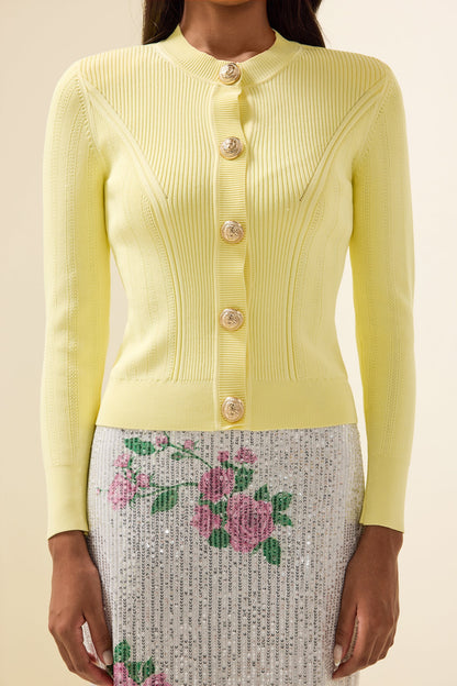 Effortlessly Elegant Top with a Timeless Design