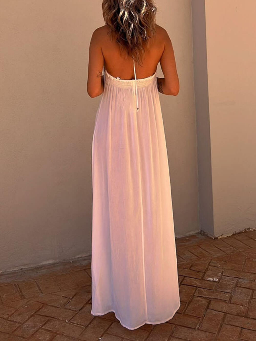 Sophisticated Dress with a Clean Classic Look