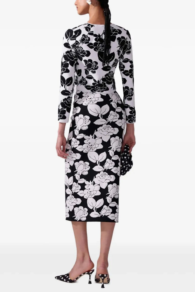 Beautifully Finished Garment in a Timeless Design