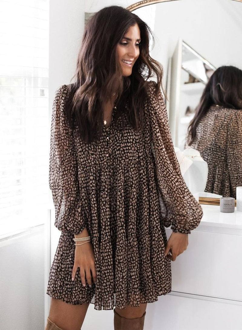 Well Tailored Dress with a Graceful Silhouette