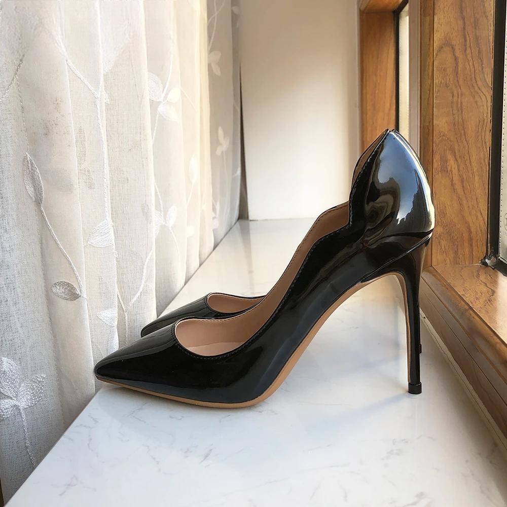 Elegantly Styled Shoes for Everyday Wear