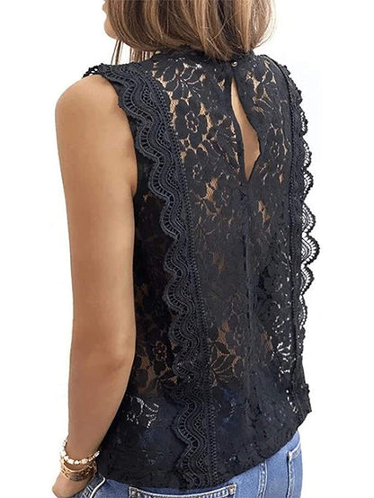 Effortlessly Elegant Top with a Timeless Design