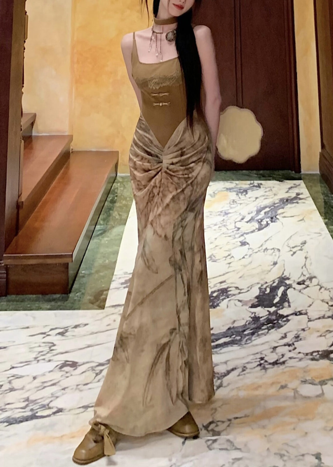 Classic Vintage & Enduringly Stylish Dress