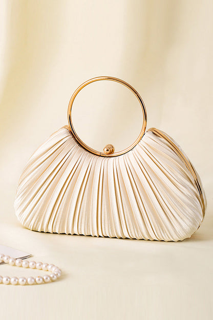 Well Tailored Bag with a Graceful Silhouette