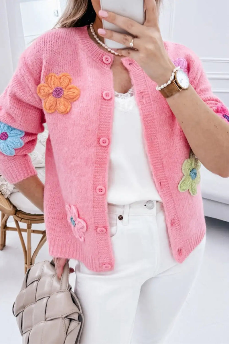 Effortlessly Elegant Cardigan with a Timeless Design