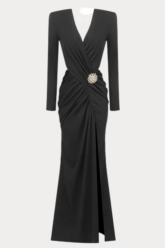 Effortlessly Elegant Dress with a Timeless Design