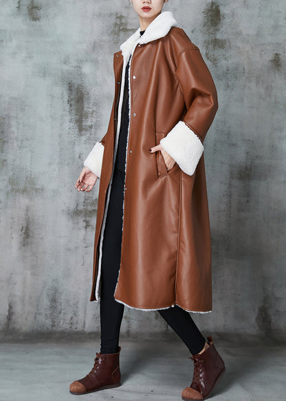Well Tailored Coat with a Graceful Silhouette