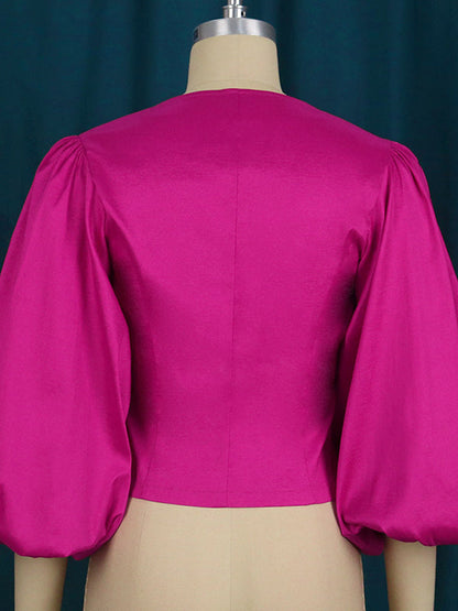 Classic Vintage Blouse with a Flattering Fit