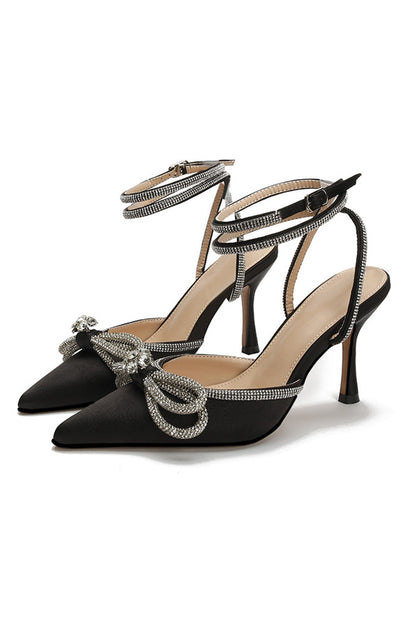 Effortlessly Elegant Heels with a Timeless Design