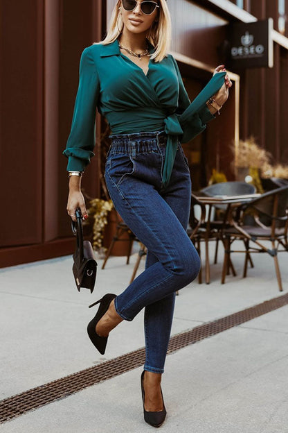 Well Tailored Blouse with a Graceful Silhouette