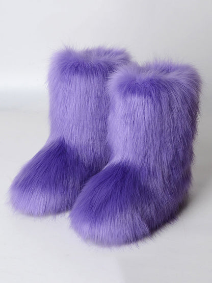 Effortlessly Elegant Boots with a Timeless Design