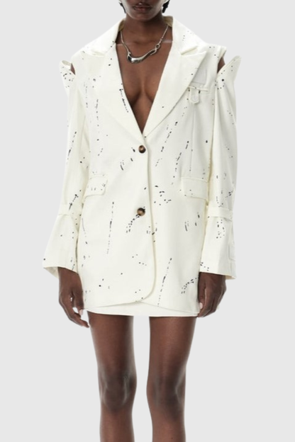 Beautifully Finished Garment in a Timeless Design