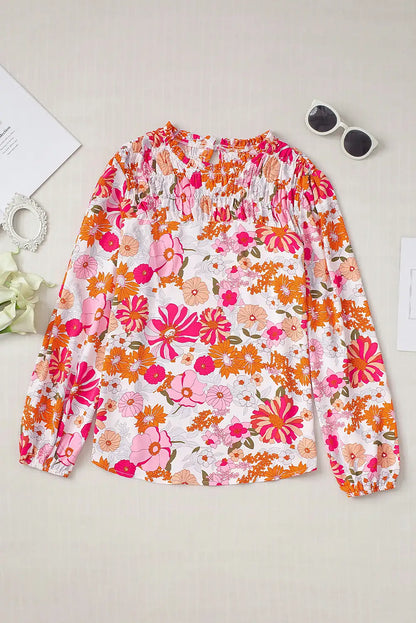 Sophisticated Blouse with a Clean Classic Look