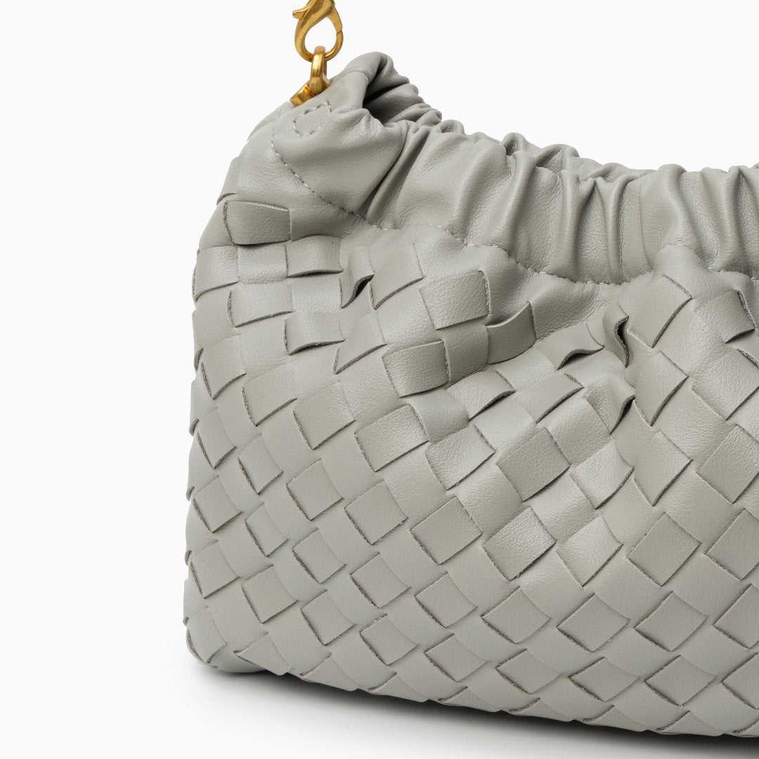 Polished Bag with an Effortless Classic Look