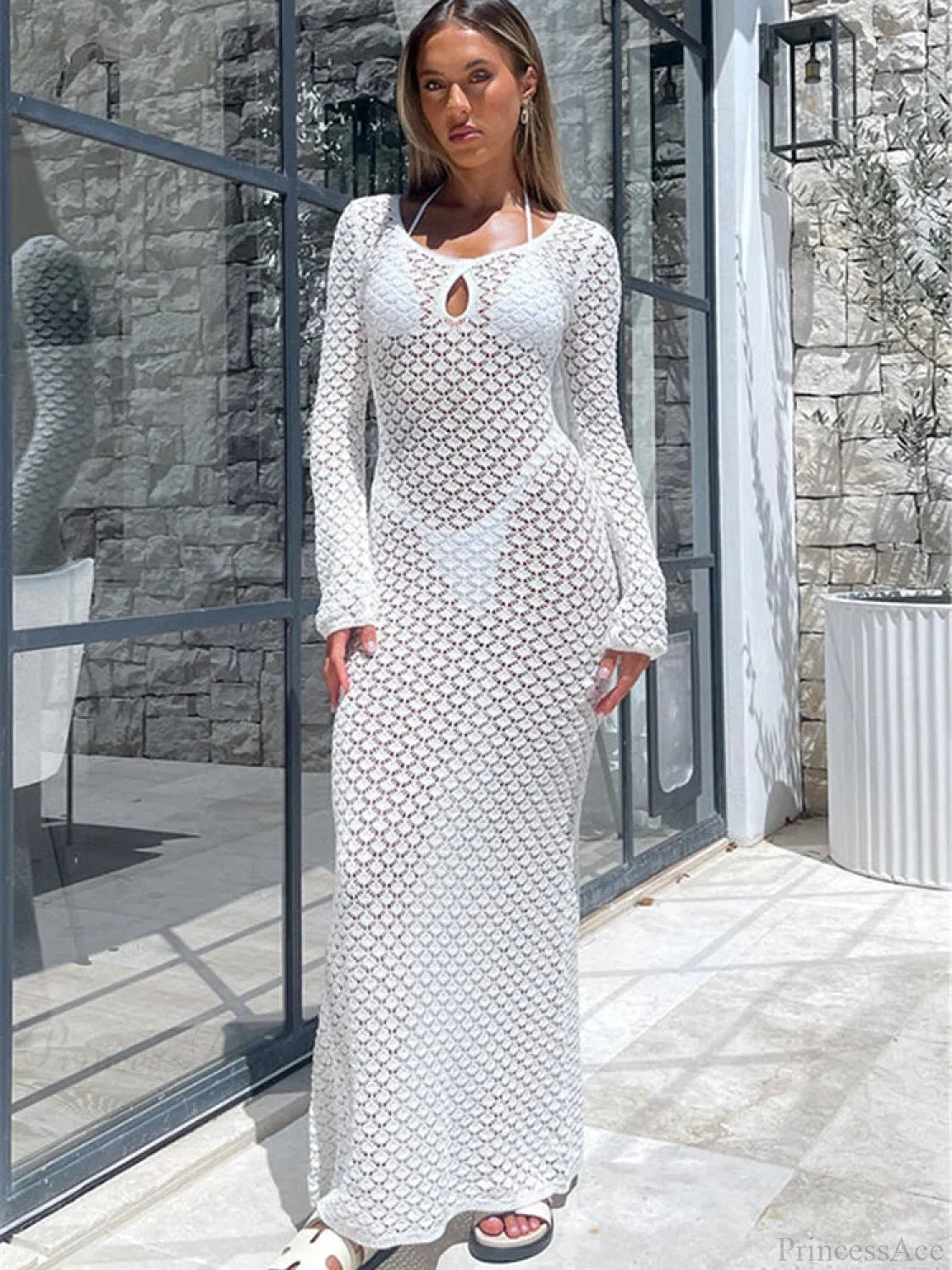 Gracefully Styled Garment for Any Occasion