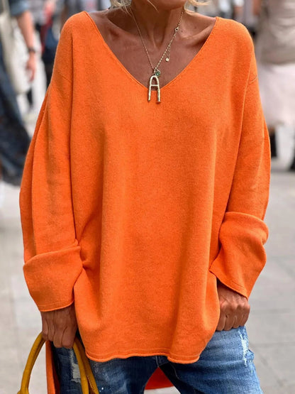 Effortlessly Elegant Sweater with a Timeless Design
