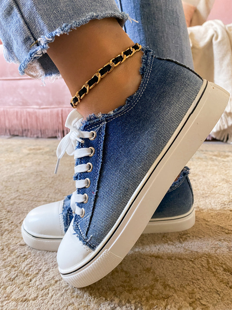 Elegantly Styled Sneakers for Everyday Wear
