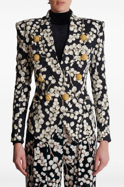 Beautifully Crafted Garment in a Classic Style