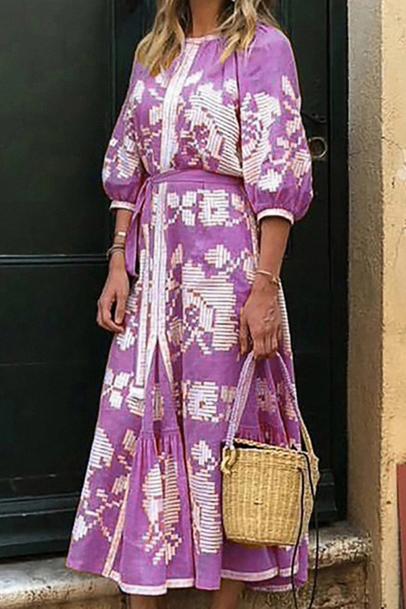 Gracefully Styled Dress for Any Occasion