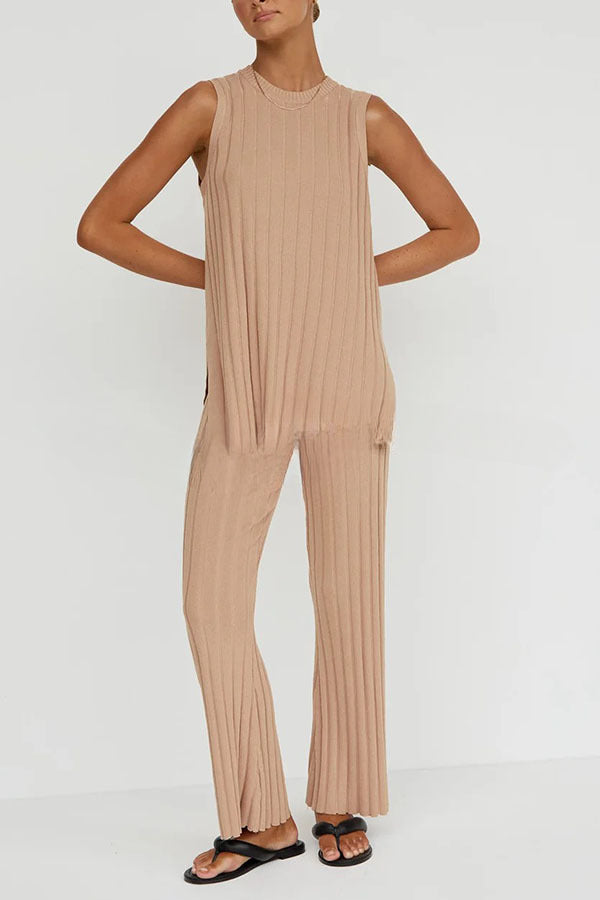Classic Vintage Pants with a Flattering Fit