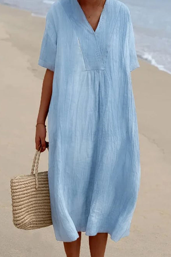 Beautifully Finished Dress in a Timeless Design