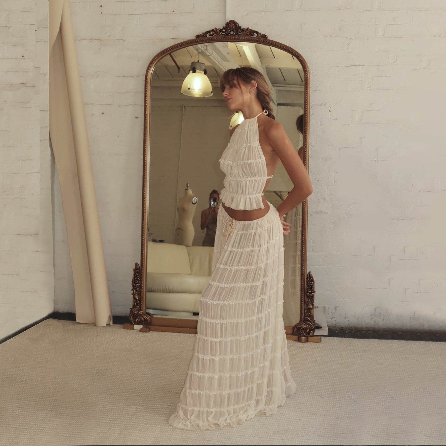 Gracefully Styled Dress for Any Occasion
