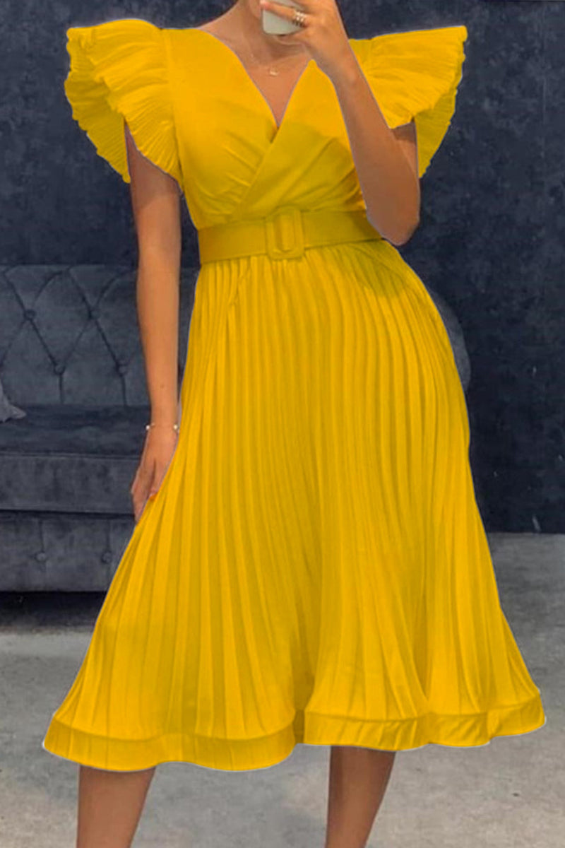Well Tailored Dress with a Graceful Silhouette