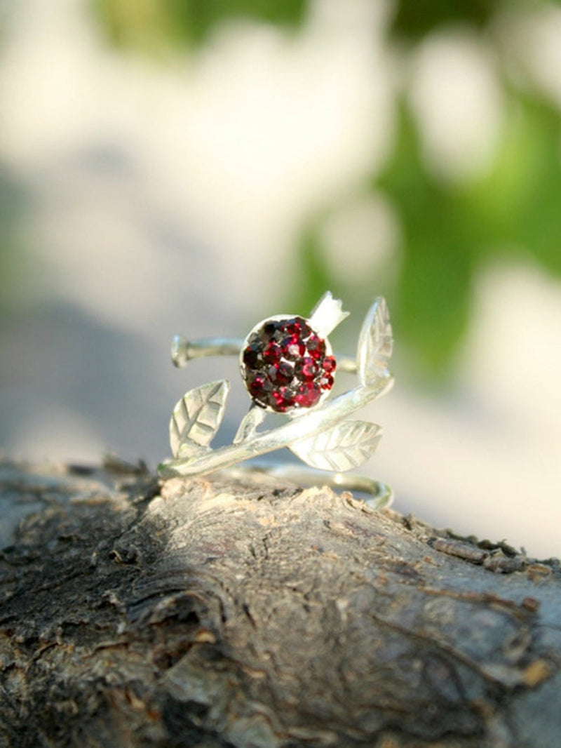 Sophisticated Garment with a Clean Classic Look