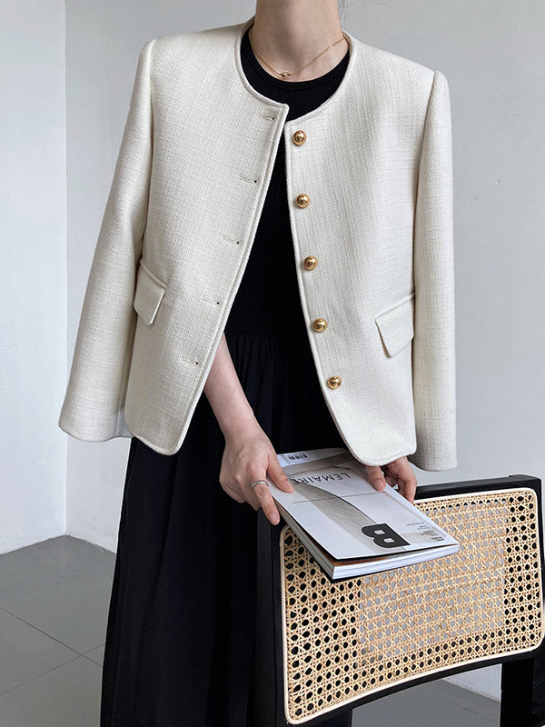 Gracefully Styled Garment for Any Occasion