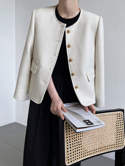 Gracefully Styled Garment for Any Occasion