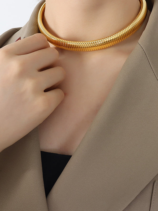 Gracefully Styled Garment for Any Occasion