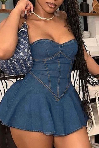 Classic Vintage Dress with a Flattering Fit