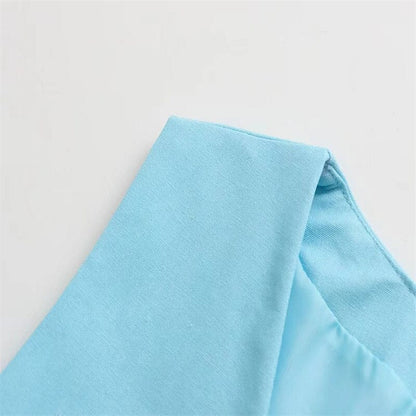 Gracefully Styled Garment for Any Occasion
