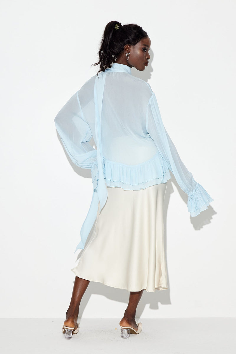 A Vintage Style Top with Delicate Timeless Details