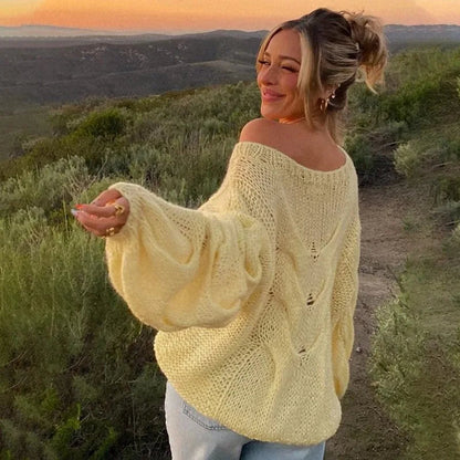 Well Tailored Sweater with a Graceful Silhouette