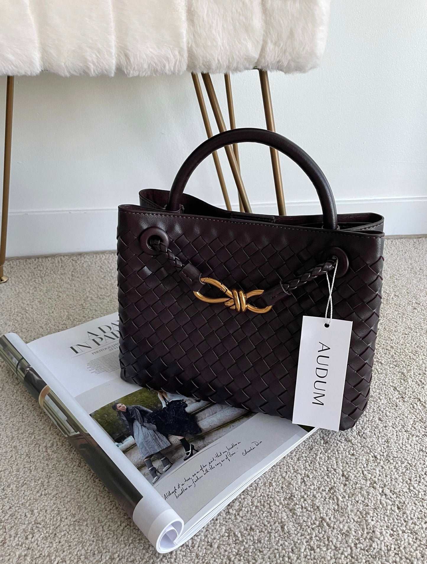 Beautifully Finished Bag in a Timeless Design
