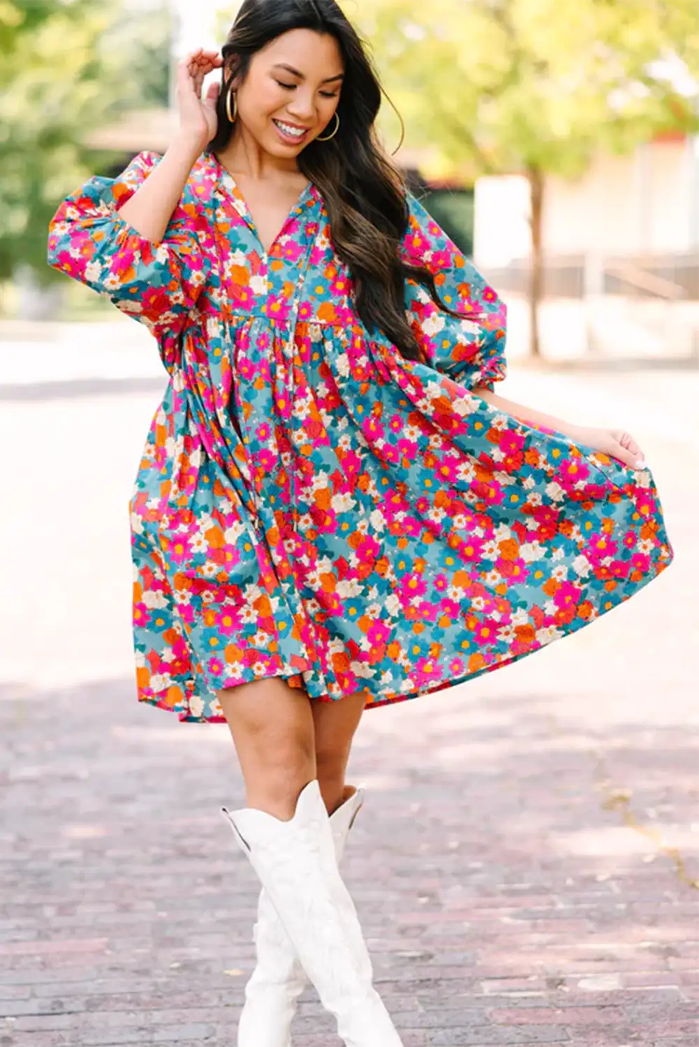 Classic Vintage Dress with a Flattering Fit