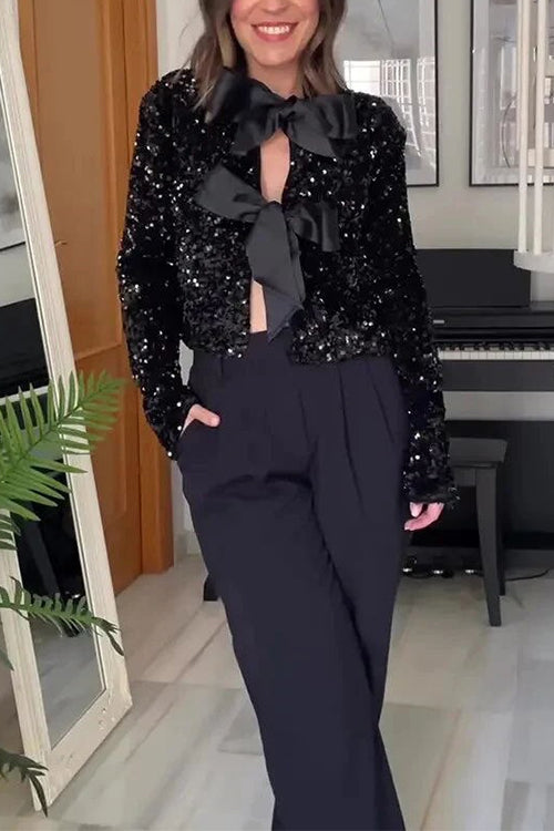 Effortlessly Elegant Top with a Timeless Design
