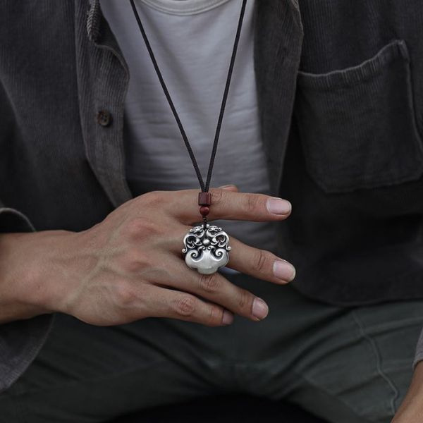 Polished Garment with an Effortless Classic Look