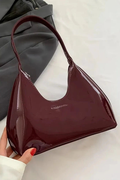 Beautifully Crafted Bag in a Classic Style