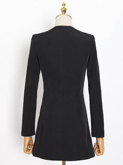 Well Tailored Dress with a Graceful Silhouette