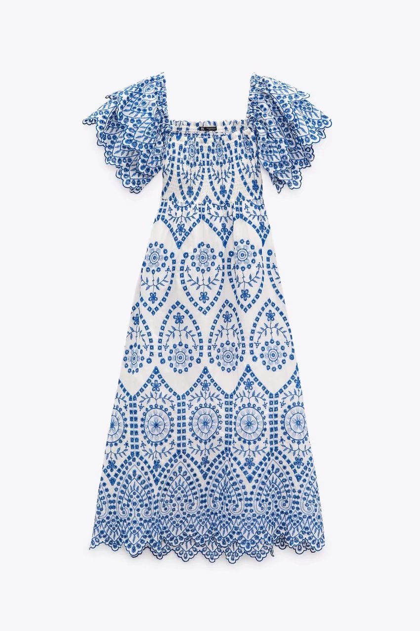 Beautifully Finished Dress in a Timeless Design