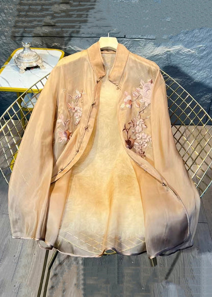 Polished Blouse with an Effortless Classic Look